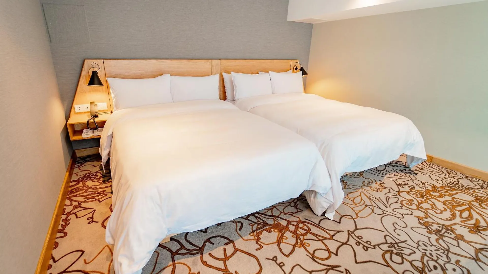 Go Quito Hotel 5*,